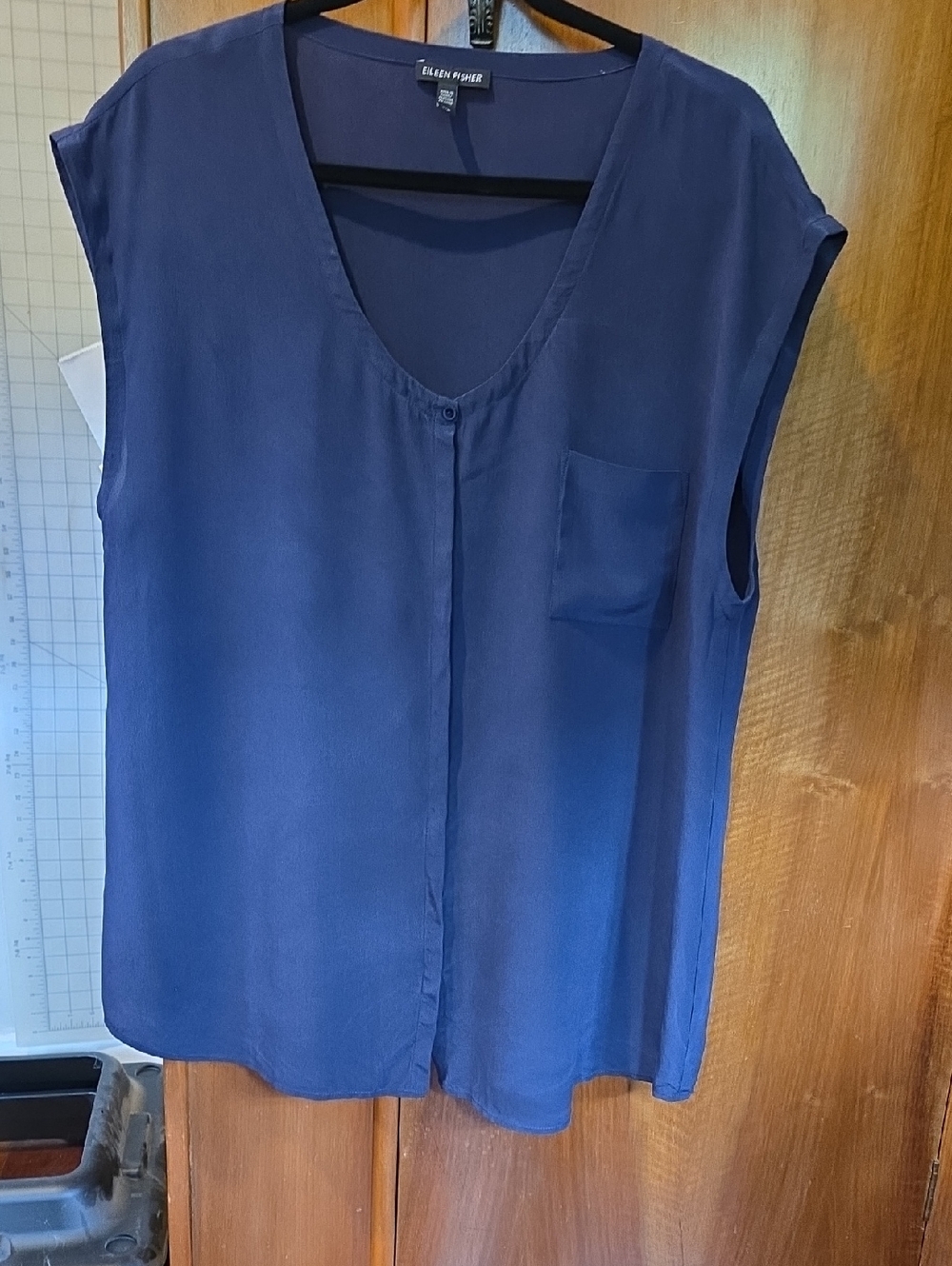 Eileen Fisher Deep Blue V-Neck Sleeveless Silk Pocket Top
